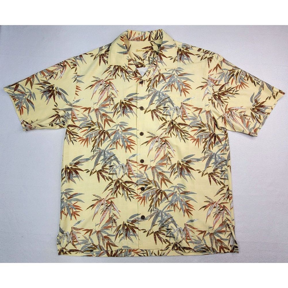 Tommy Bahama Mens L Silk‎ Hawaiian Shirt Short Sleeve Wood Buttons Limited Use